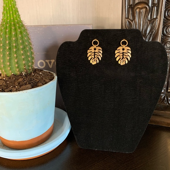 Metal plantain leaf earrings retro leaf gold - Picture 2 of 11